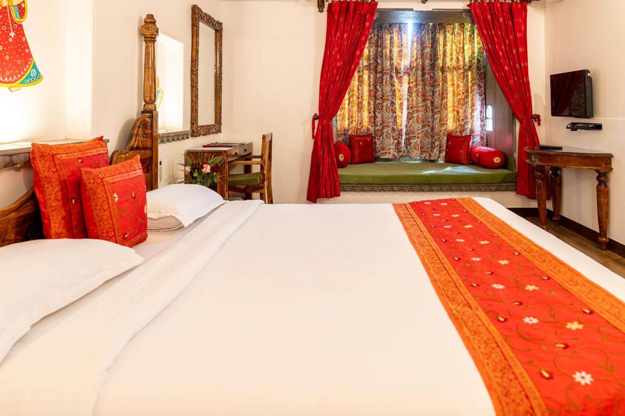 Udaigarh - Udaipur Hotel Exterior photo
